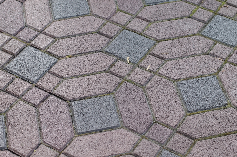 Sidewalk floor cobblestone wall