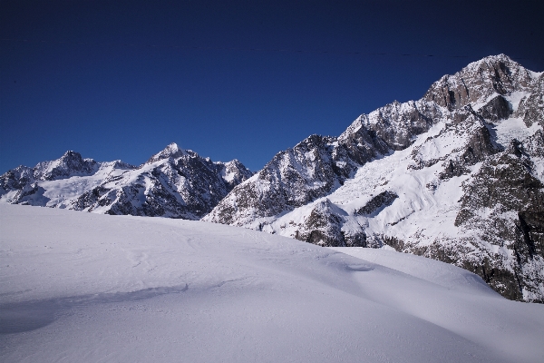 山 雪 冬天 天空 照片