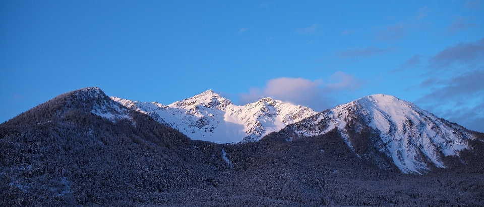 Paysage région sauvage
 montagne neige