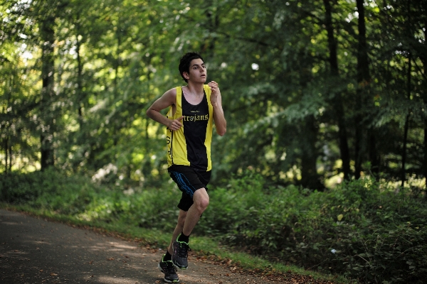 Person bokeh trail running Photo