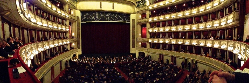 Iphone musica auditorium
 panorama