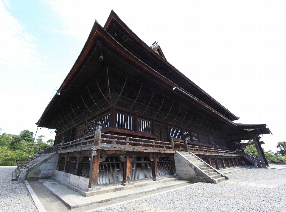 建築 建物 高い 礼拝の場
