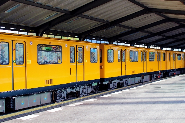 Track train subway metro Photo