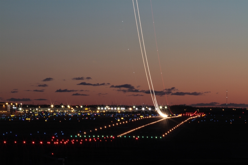 Horizont licht nacht flughafen