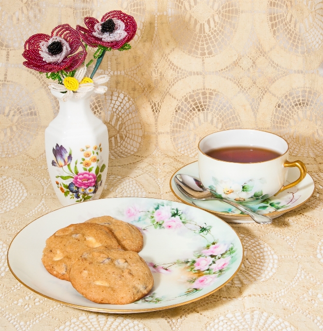 テーブル お茶 カップ 花瓶