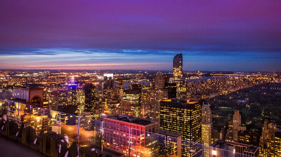 Horizonte atardecer noche ciudad