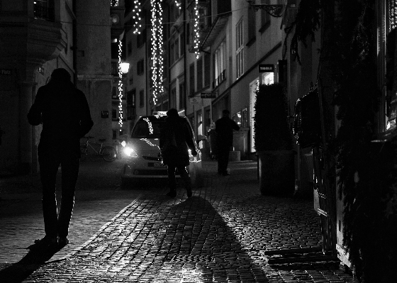 Photo Hiver lumière noir et blanc
 personnes