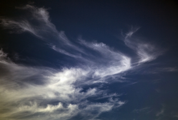 Foto Awan langit sinar matahari suasana