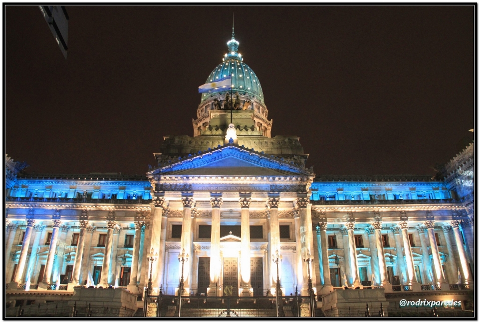 Noite prédio palácio ópera
