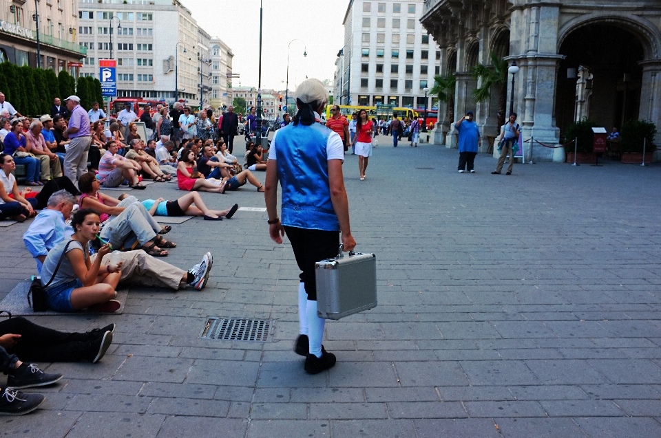 Fußgänger gehen straße urban