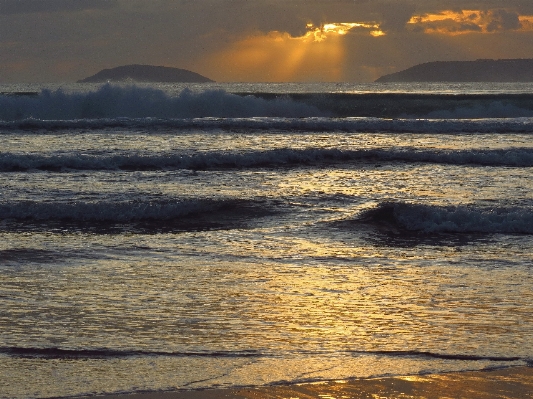 Foto Pantai lanskap laut pesisir