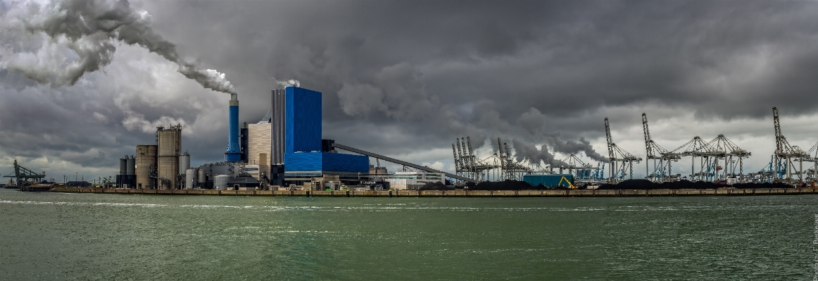 Sea water dock cloud Photo