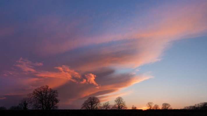 Horizon silhouette cloud sky Photo