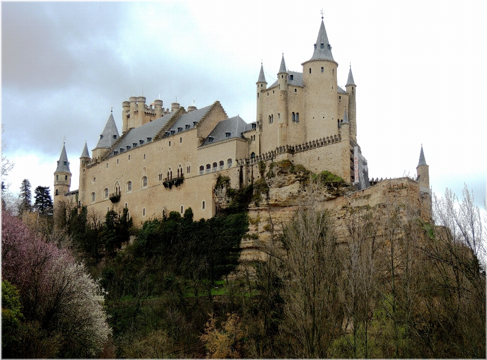 Edificio chateau
 città europa