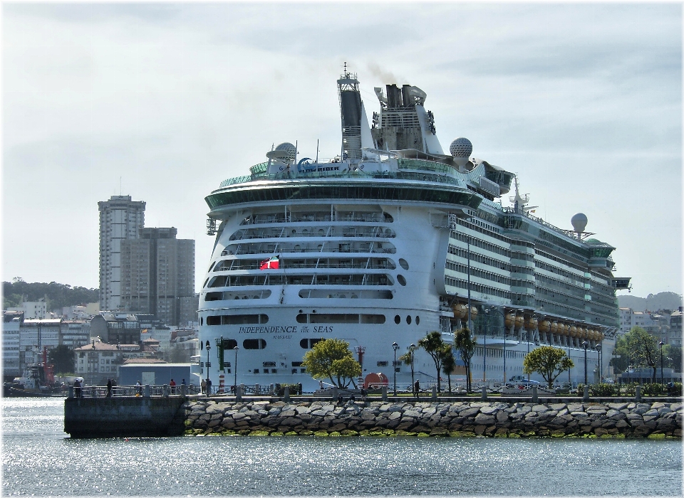 Mar costa dock barco