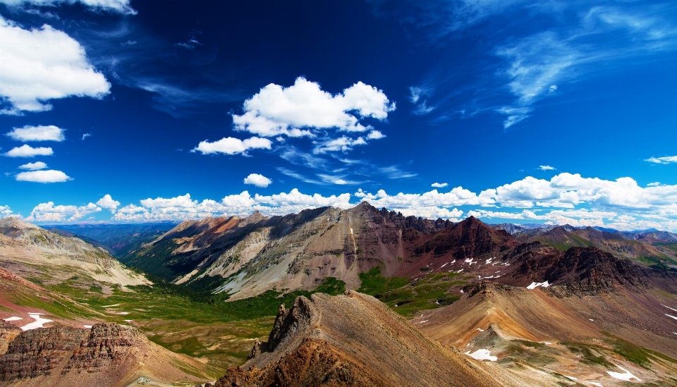 Paesaggio natura montagna nube