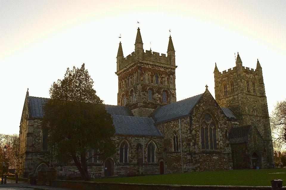 Building chateau church cathedral