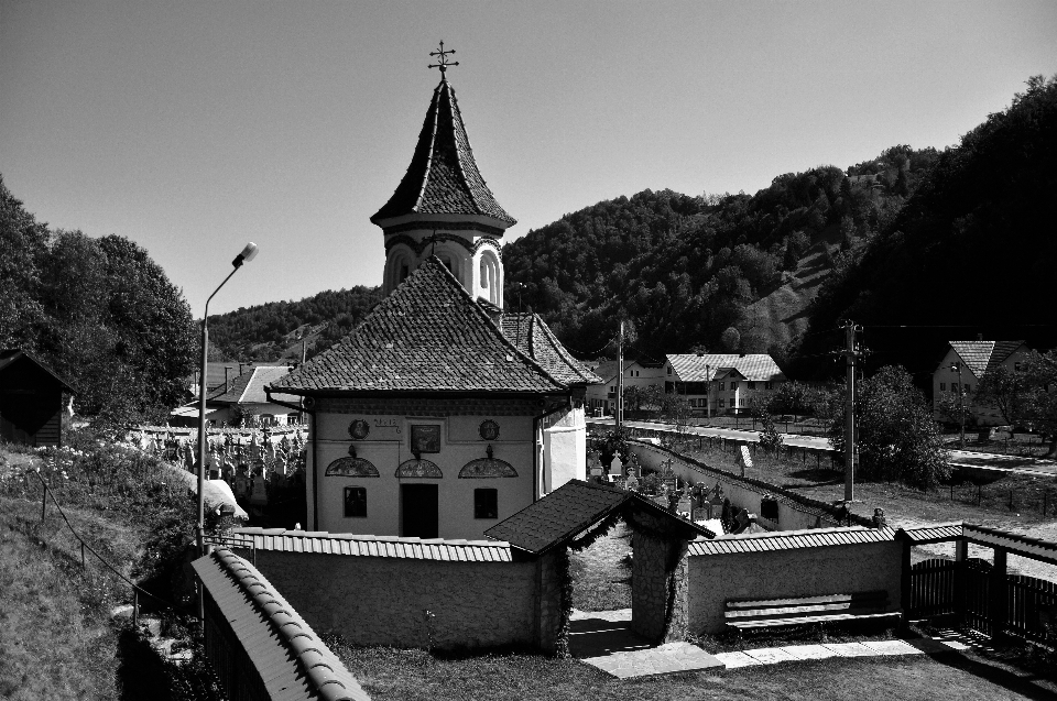 Paysage montagne noir et blanc
 architecture