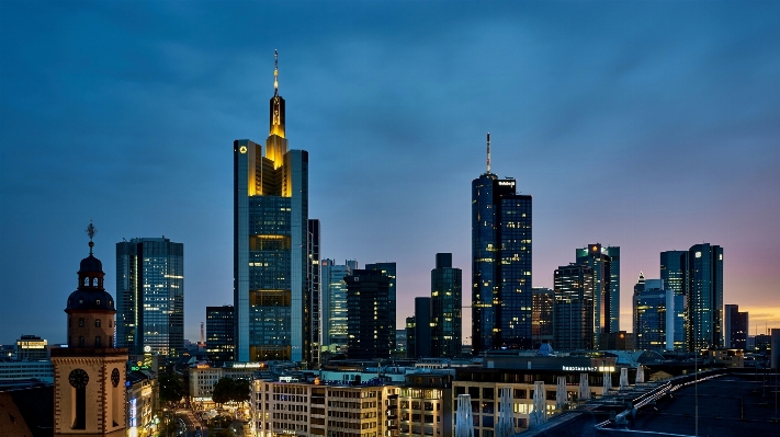 Horizon architecture skyline night Photo