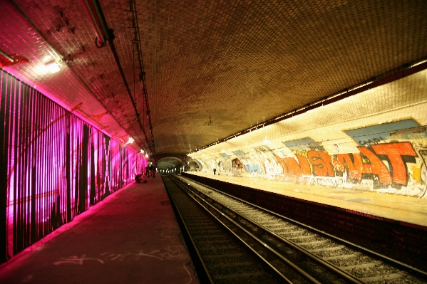 Light night paris tunnel Photo