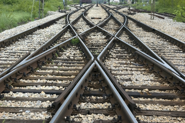 追跡 鉄道 輸送 車両 写真