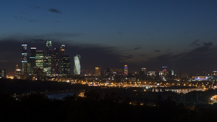 地平線 スカイライン 夜 夜明け 写真