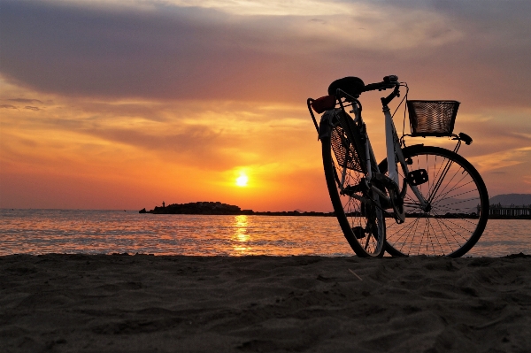 Foto Pantai laut pesisir alam