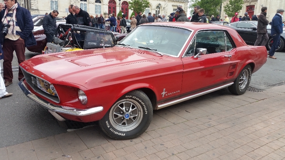 Carro veículo clássico
 esporte
