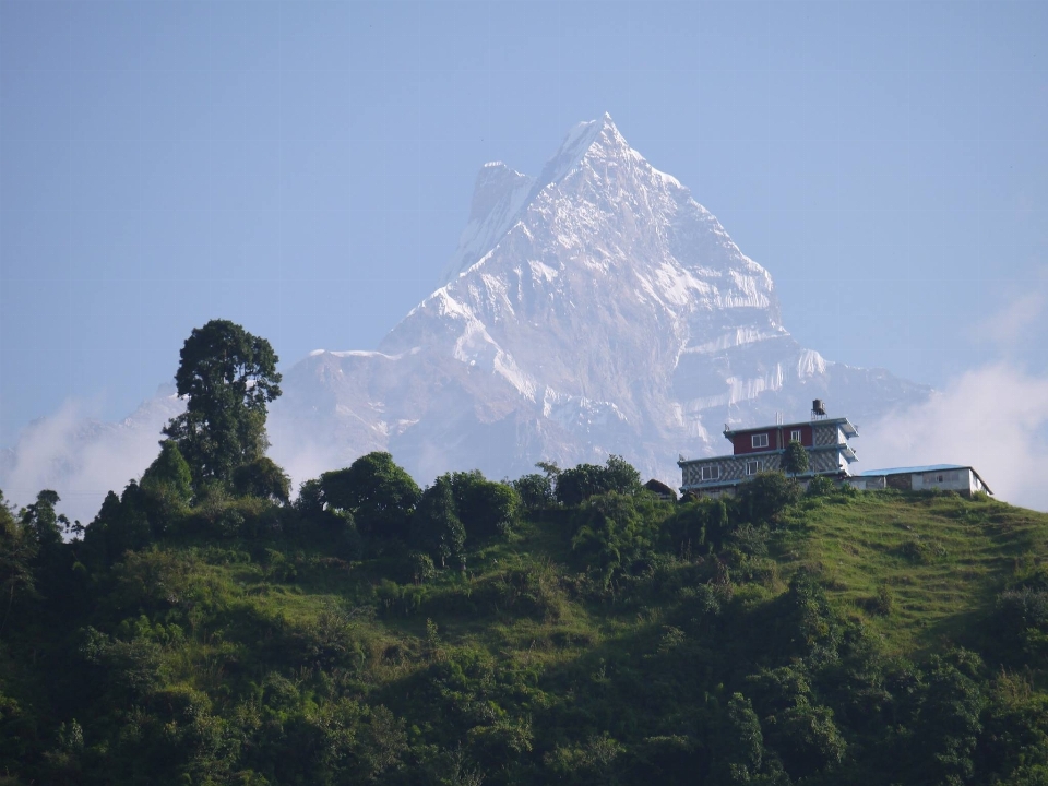 Lanskap alam gunung awan