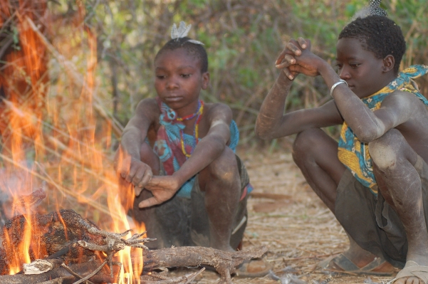 Photo Personnes village boue afrique