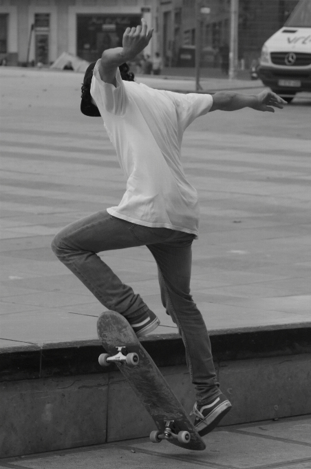 Hombre en blanco y negro
 gente