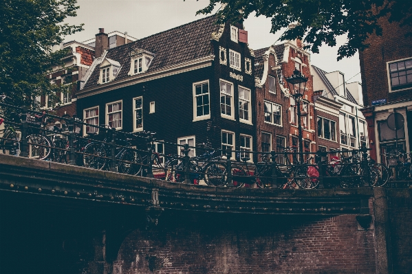 Foto Agua casa edificio bicicleta