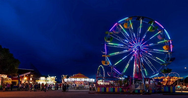 Night recreation evening ferris wheel Photo