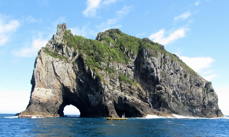 Paesaggio mare costa rock