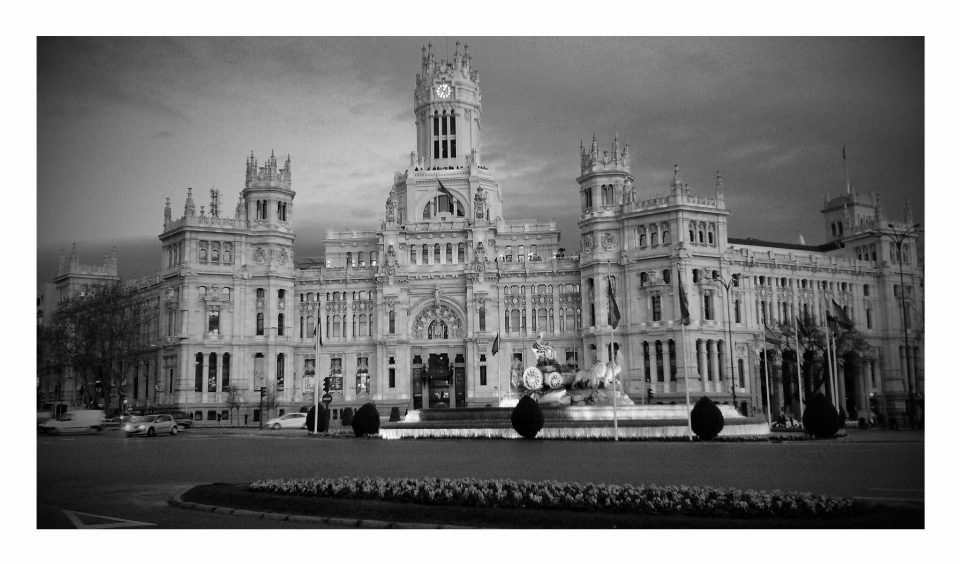 Correo
 en blanco y negro
 arquitectura fotografía