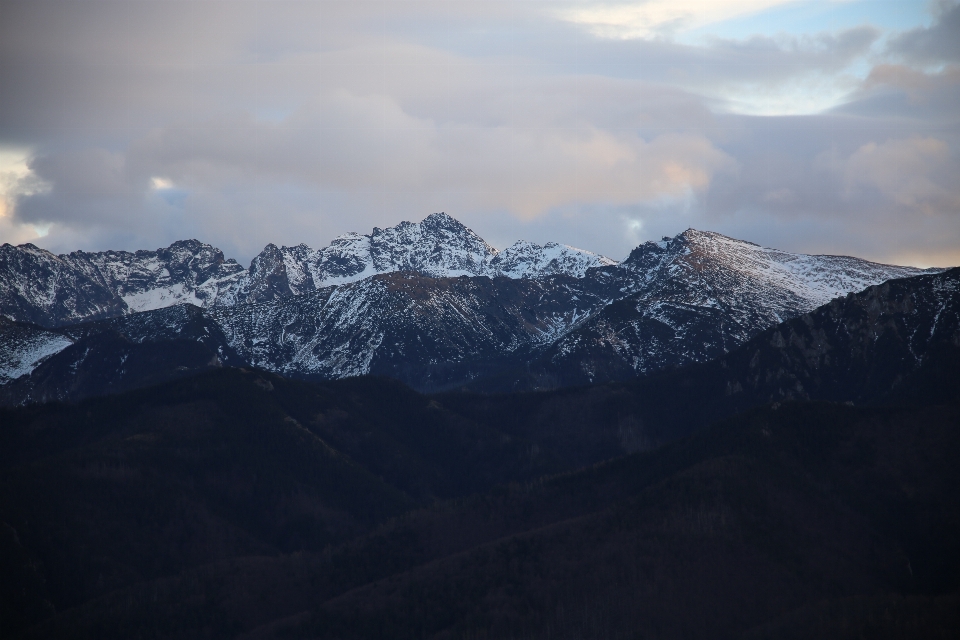 Paysage nature montagne neige