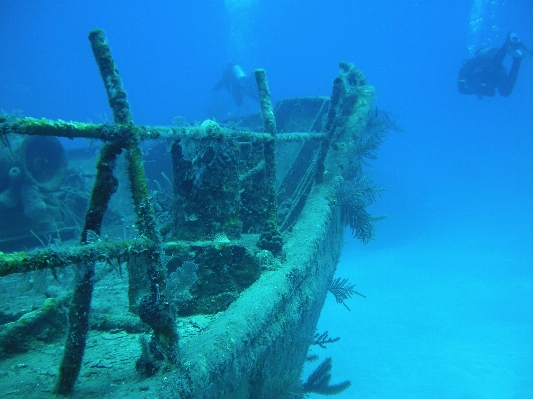 Sea ocean ship diving Photo