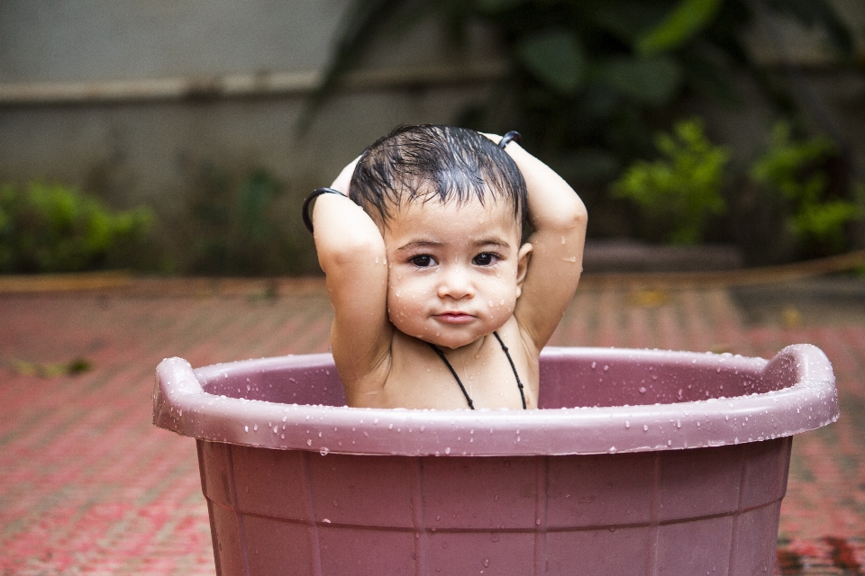 Orang rakyat bermain anak