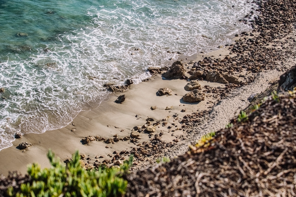 Pantai laut pesisir air