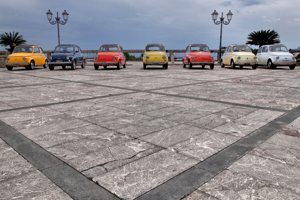 Camino acera
 estacionamiento ciudad