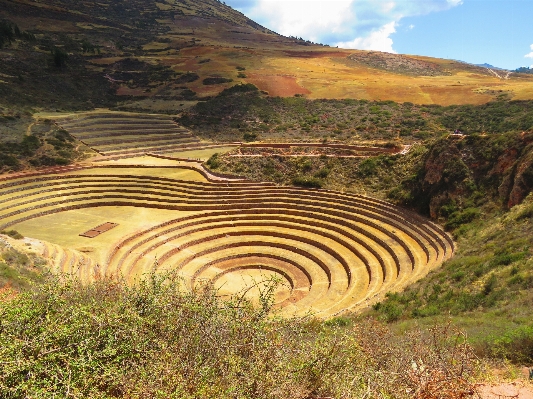 Foto Paisagem estrutura campo colina