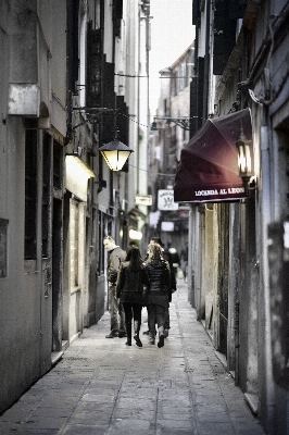 歩行者 道 街 路地 写真