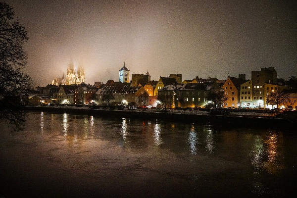 Snow winter light skyline Photo