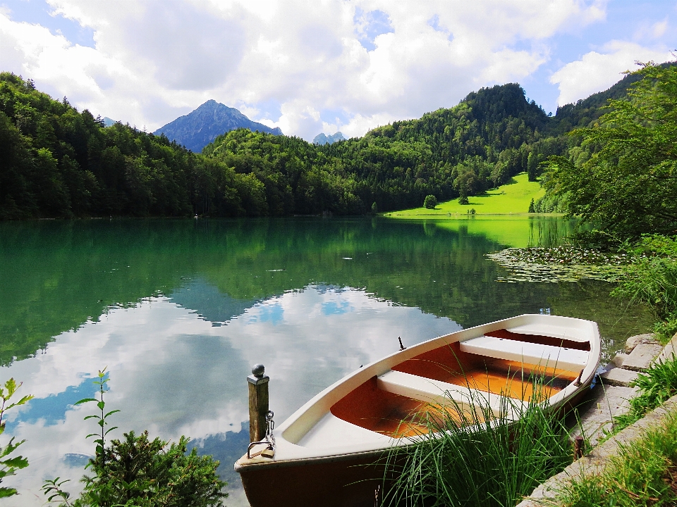 Montagna lago catena montuosa
 estate