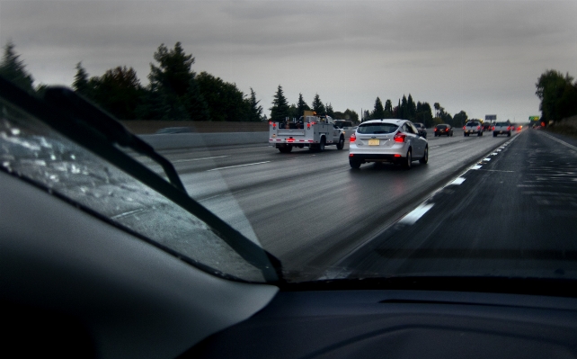 Foto Auto guida autostrada senza pedaggio
 veicolo