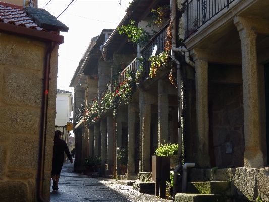 Foto Paesaggio strada città vicolo