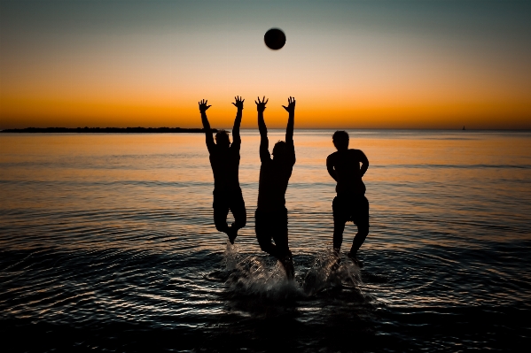 Foto Pantai laut pesisir cakrawala