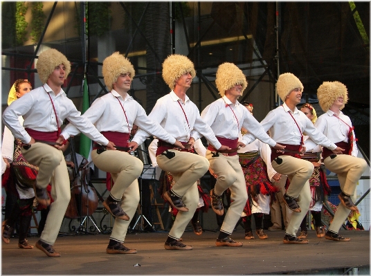 Foto Danza musicista arte performativa
 festival