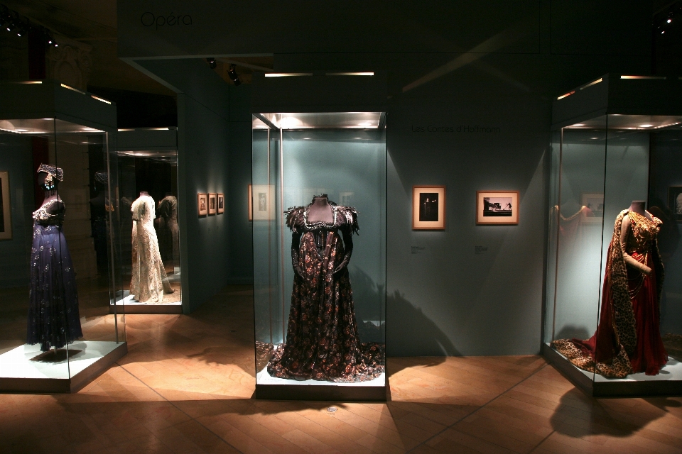 Paris museum opera desain interior
