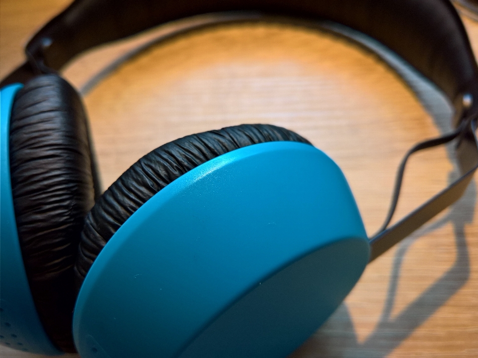 Música tecnología artilugio azul